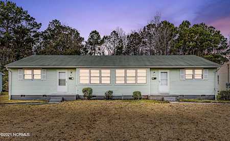 724 - 726 New River Drive Jacksonville, NC 28540