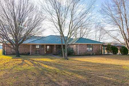 8055 Saylor Lane Azle, TX 76020