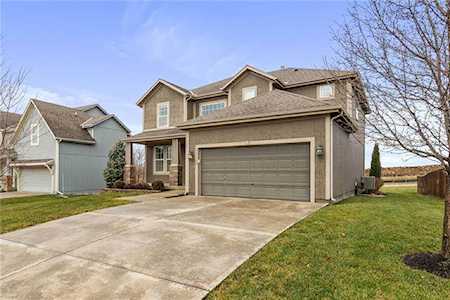 22116 W 95th Terrace Lenexa, KS 66220