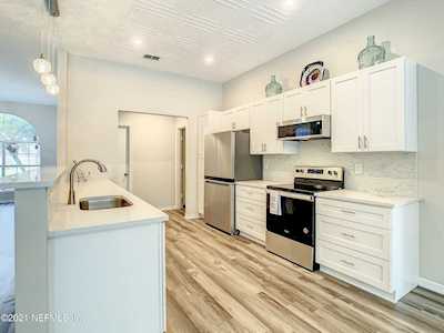 127 Fairway Oaks Dr Fleming Island, FL 32003