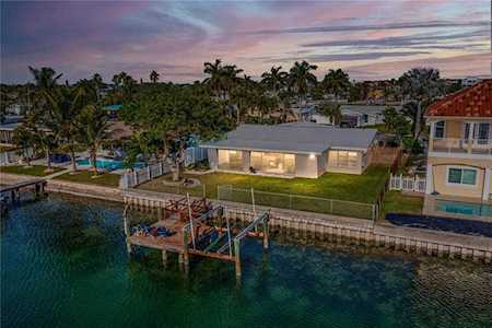 11200 4th St E Treasure Island, FL 33706