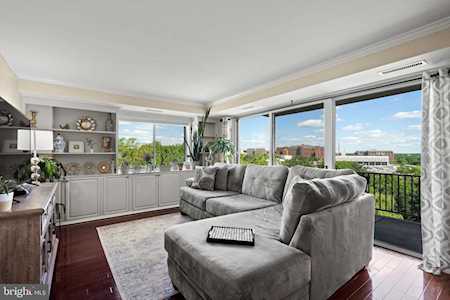 8315 Brook Ln N #2-905 Bethesda, MD 20814