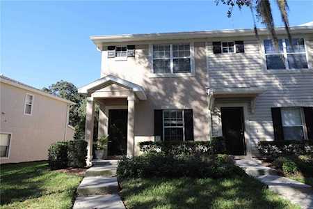 15736 Fishhawk Falls Dr Lithia, FL 33547