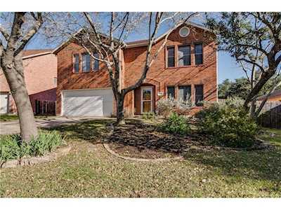 4504 Moose DR Austin, TX 78749