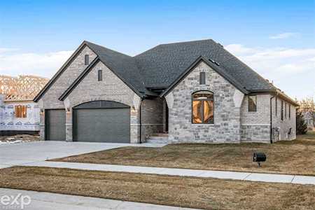 17127 Crittenden Macomb, MI 48044