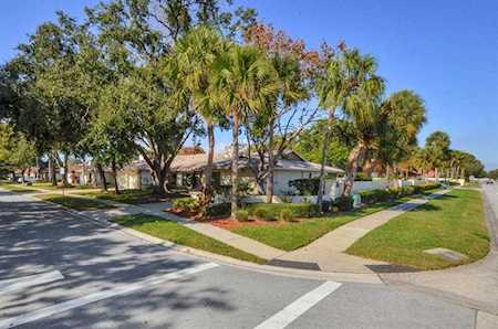 2000 Dover Ct Oldsmar, FL 34677