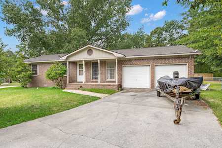 104 Lionel Ct Summerville, SC 29483