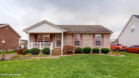 13111 Lavenia Ln Louisville, KY 40272