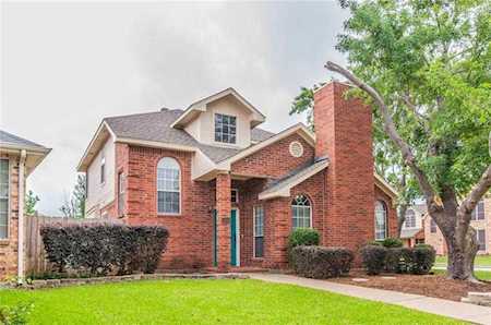 1346 Overlook Drive Lewisville, TX 75067
