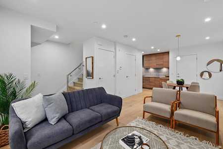 3231 St. Catherines Street Vancouver, BC V5V 4K6