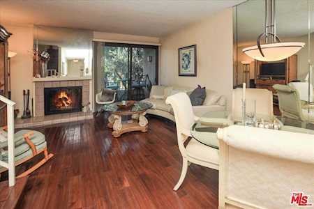 8687 Falmouth Ave #111 Playa Del Rey, CA 90293