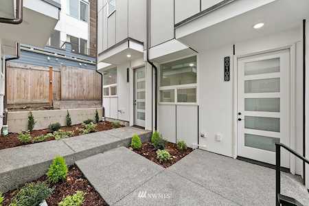 8014 16th Ave NW #B Seattle, WA 98117