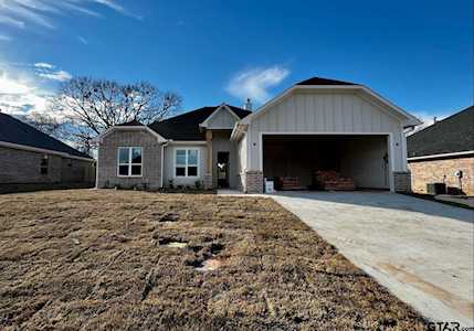 806 Black Bird Way Whitehouse, TX 75791
