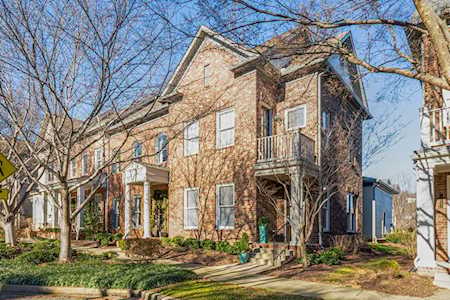 1018 Cumberland Park Dr Franklin, TN 37069
