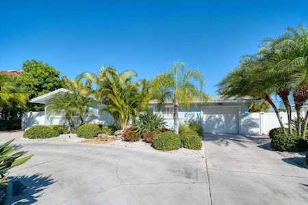 103 24th St Belleair Beach, FL 33786