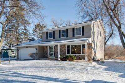 2281 Kings Drive Woodbury, MN 55125
