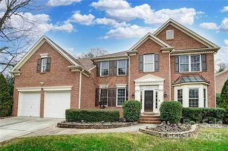 607 Birchwood Dr Waxhaw, NC 28173
