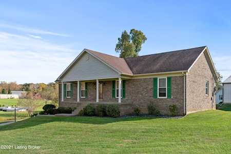 8004 Thixton Ln Louisville, KY 40229