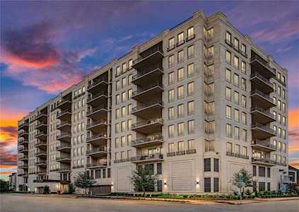2325 Welch Houston, TX 77019