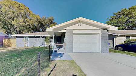 11049 Duncan St Seminole, FL 33772