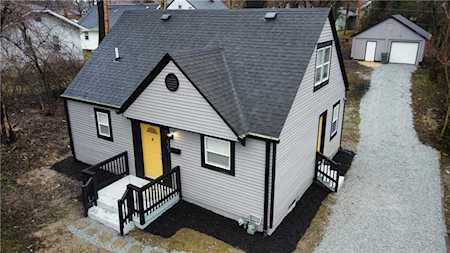 3543 Station St Indianapolis, IN 46218