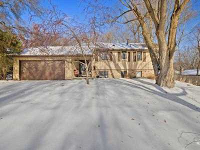 6421 134th Street W Apple Valley, MN 55124