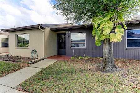 3912 Sailmaker Ln Holiday, FL 34691