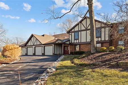 1629 Walpole Dr Chesterfield, MO 63017