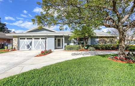 6690 Burning Tree Dr Seminole, FL 33777