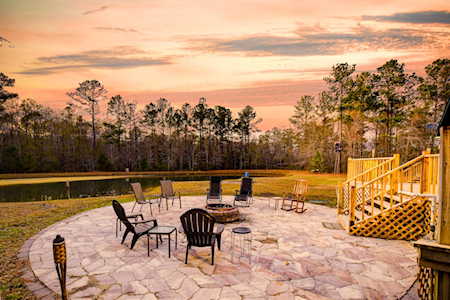 1033 Spiers Circle Bonneau, SC 29431