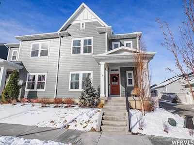 5042 W Mellow Way S South Jordan, UT 84009