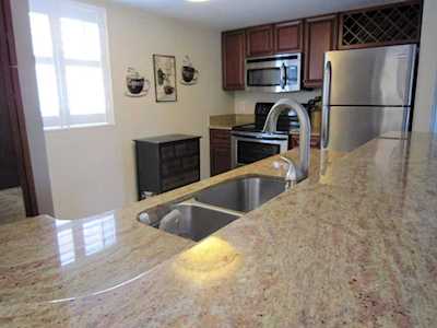 1060 Lake Shore Drive #206 Lake Park, FL 33403