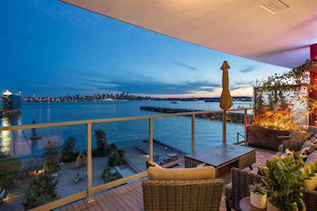 185 Victory Ship Way #301 North Vancouver, BC V7L 0G2