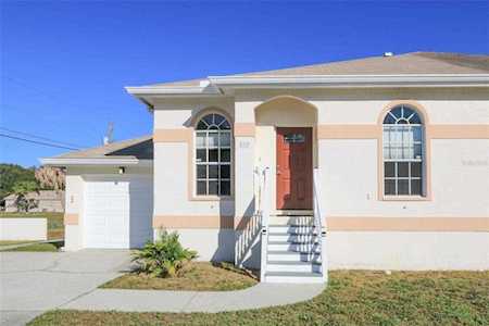810 Saint Petersburg Dr W Oldsmar, FL 34677