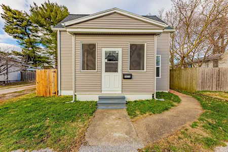 3011 Hartmetz Avenue Evansville, IN 47712