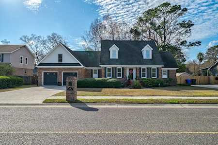 17 Captiva Row Charleston, SC 29407