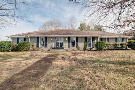 2056 Woodside Ct Murfreesboro, TN 37130