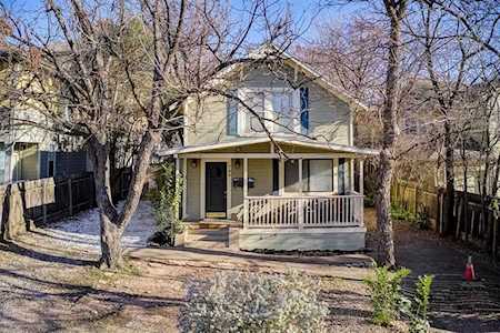 704 Franklin BLVD Austin, TX 78751