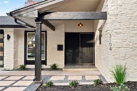 3104 Val DR Austin, TX 78723