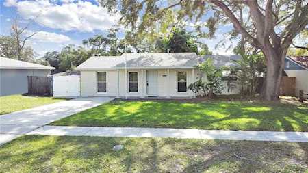 2775 Dovewood St Clearwater, FL 33759