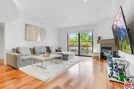 8788 Shoreham Dr #22 West Hollywood, CA 90069