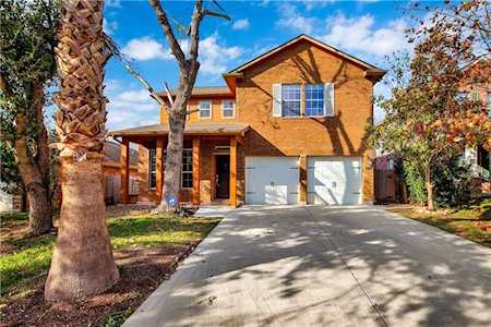 1700 Bush Coat LN Austin, TX 78754