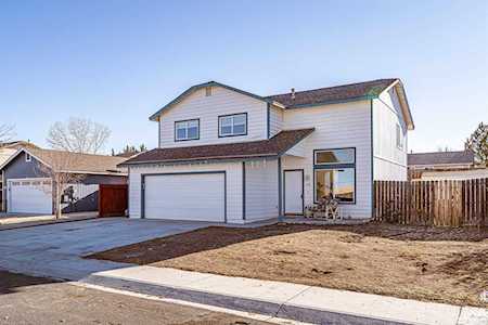126 Desert Springs Ln Fernley, NV 89408-9348