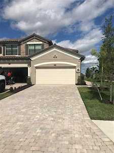 18017 Gawthrop Dr #104 Bradenton, FL 34211