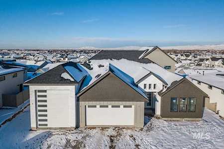 3979 S Daybreak Place Meridian, ID 83646