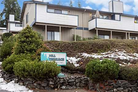 110 19th Ave SE #15 Puyallup, WA 98372
