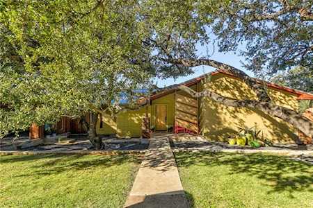 2204 Spring Creek DR Austin, TX 78704