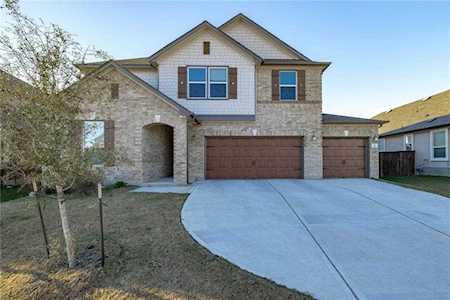 1121 Euless LN Leander, TX 78641