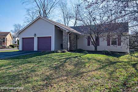 11718 Robinlynn Ln Louisville, KY 40243