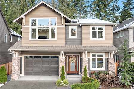 26032 SE 36th St Sammamish, WA 98075